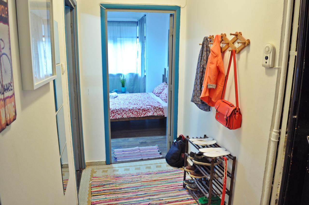 Globe Hostel Бухарест Екстер'єр фото